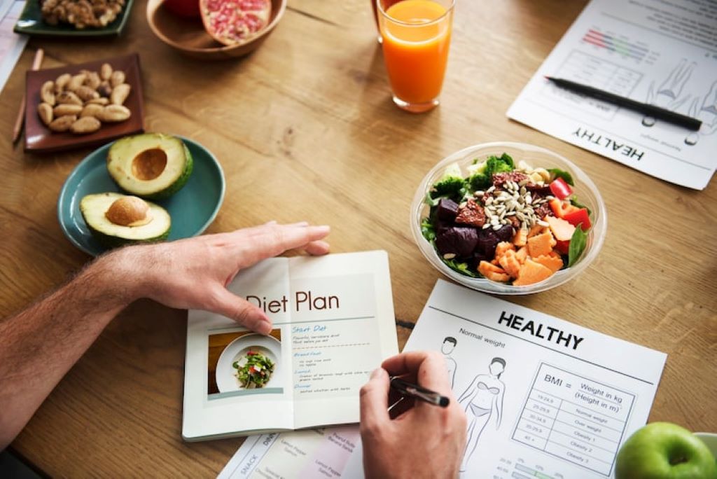 Time-strapped person using science-backed wellness hacks to stay healthy during a busy work schedule